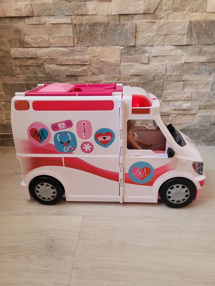 BARBIE Véhicule Médical - photo numéro 8