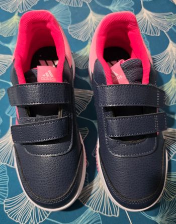 Baskets fille Adidas neuves
