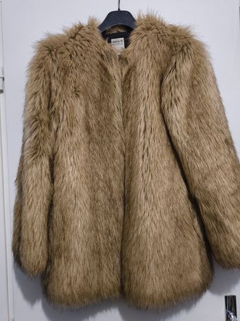 manteau fausse fourrure zara