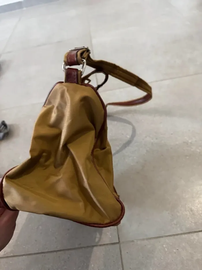 Sac à main et bandoulière marron, très bon état, 31x25cm - photo numéro 2