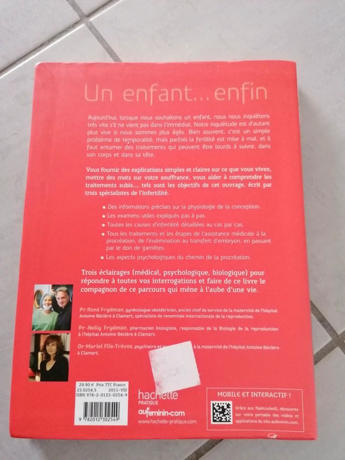 Livre un enfant enfin jamais utilisé - photo numéro 2