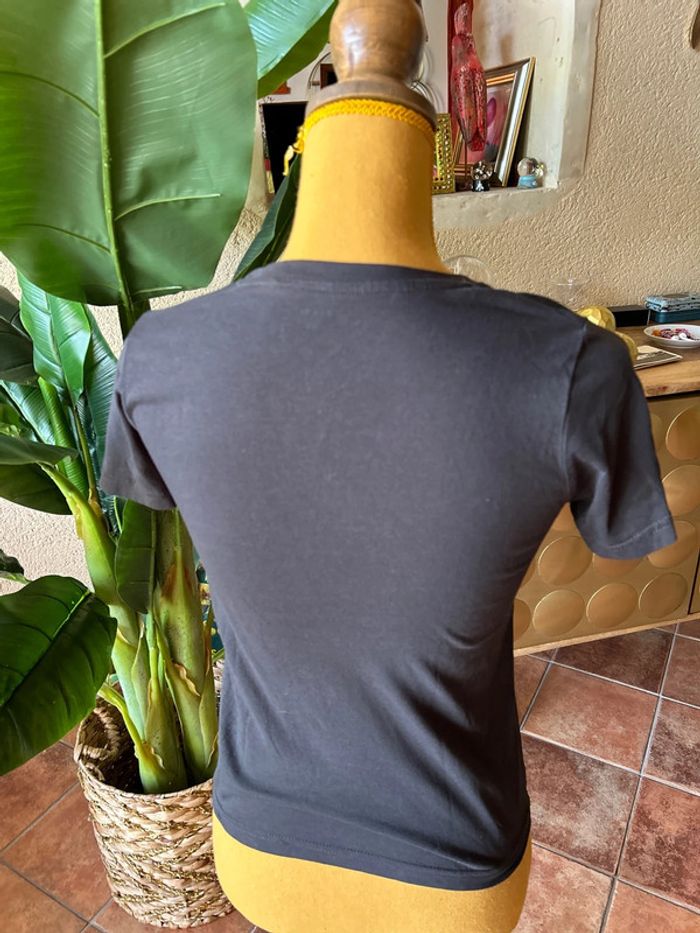 Kiabi t shirt neuf taille 10 ans - photo numéro 4