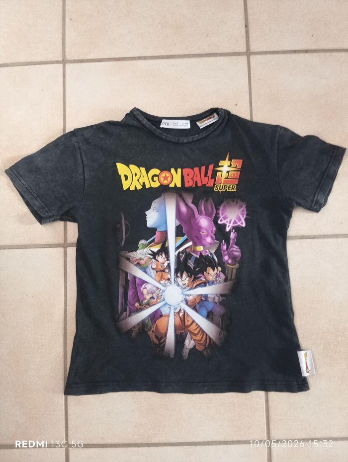 T-shirt Dragon ball Z taille 7 ans - photo numéro 1