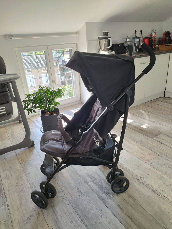 Poussette canne joie nitro lx