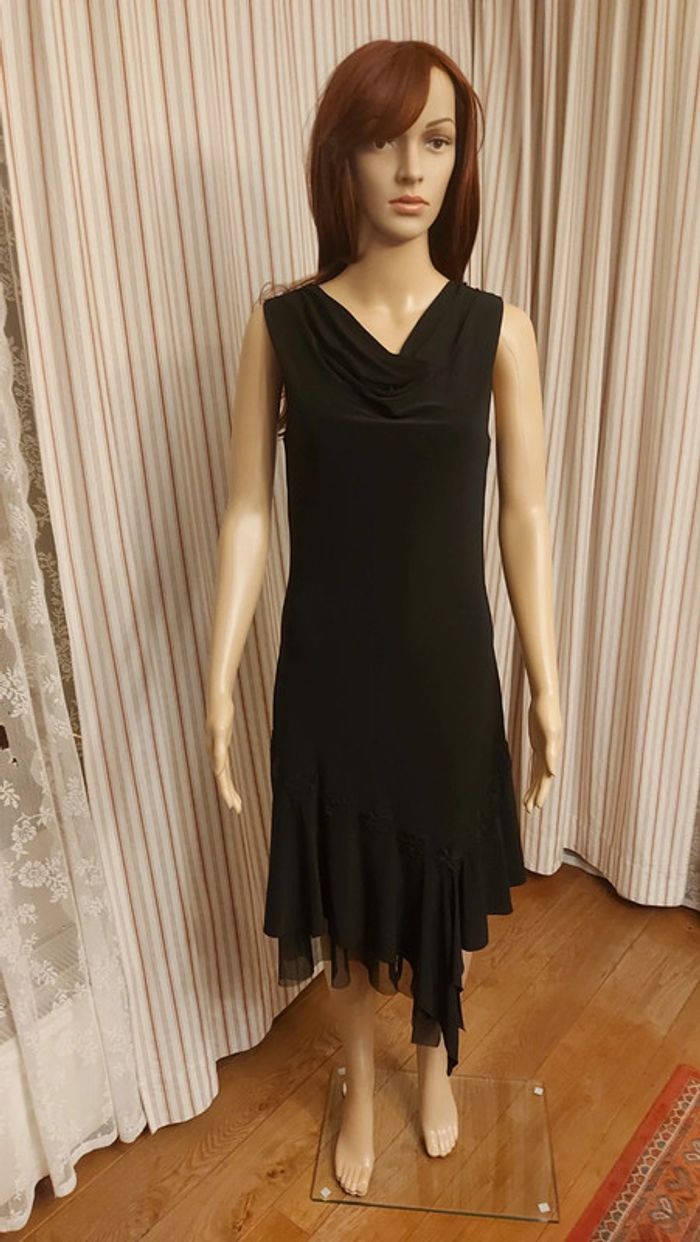 Robe noir elegant t 1 (36) Inset - photo numéro 20