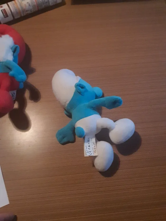 Lot de 2 peluche schtroumpf - photo numéro 2