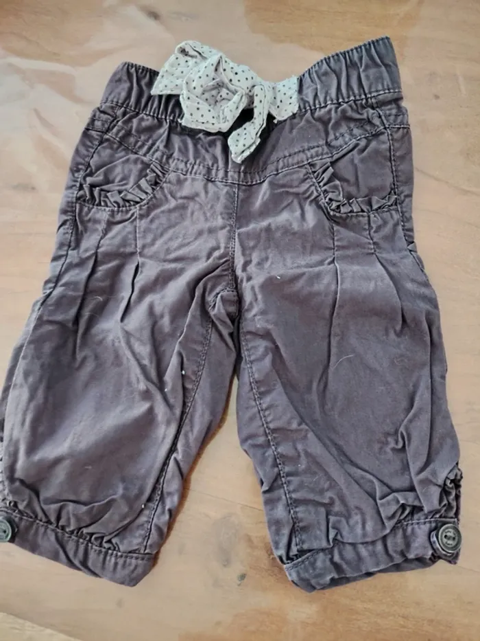 Pantalon avec noeud
