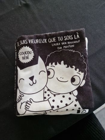 Livre noir et blanc