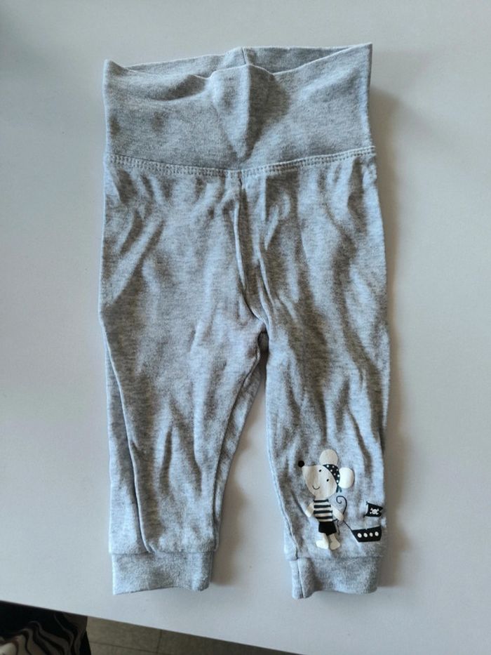 Lot 2 pantalons 3 mois - photo numéro 5