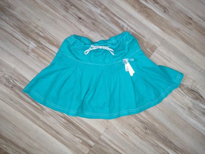 Jupe bleue 8 ans in extenso