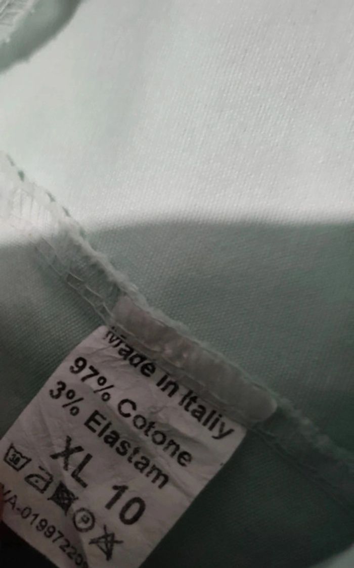 Short en jean vert d'eau boutons dorés - photo numéro 10