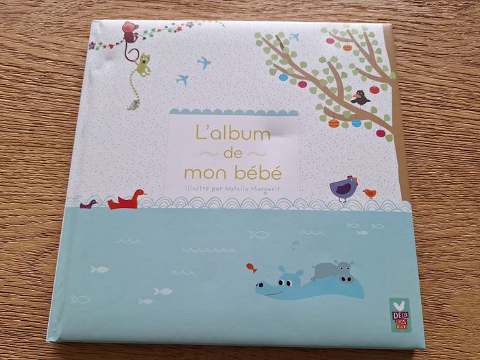 neuf - L'album de mon bébé - cadeau naissance éditions 2 coqs d'or - natalia margarit