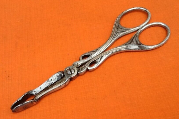 Ancienne paire de ciseaux à casser le sucre - photo numéro 5