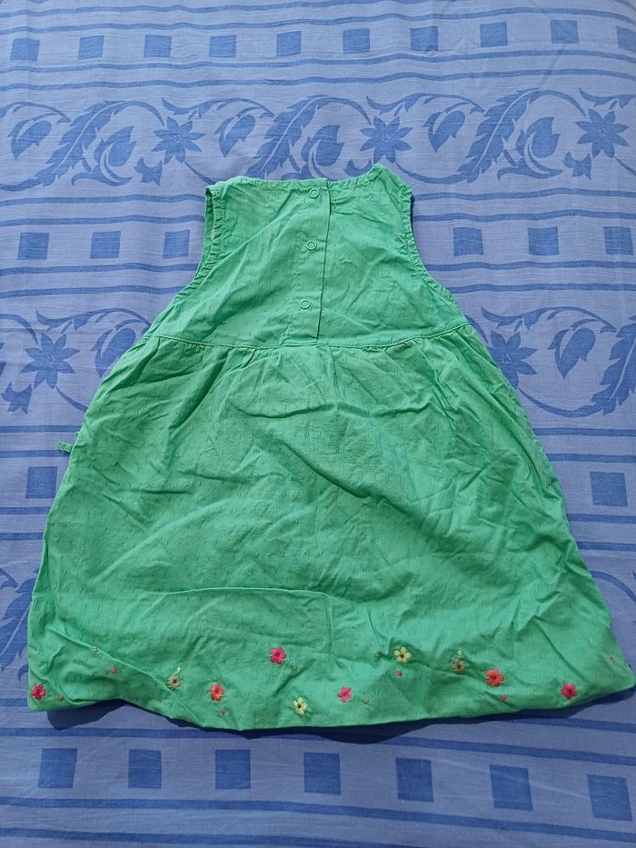 Robe neuve taille 18 mois - photo numéro 6