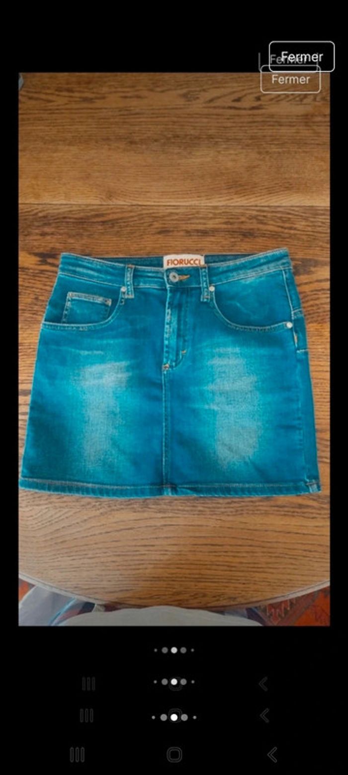 Jolie Mini Jupe en jeans Fiorucci W 26 fr 36 - photo numéro 4