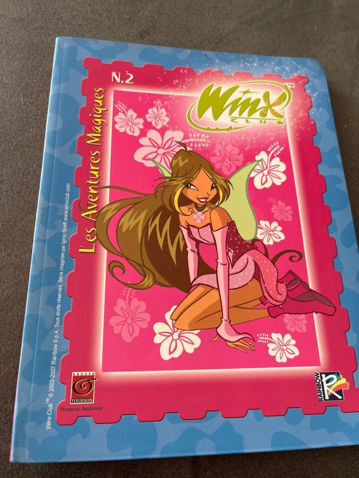 Livre les aventures magiques winx club 2 - photo numéro 1