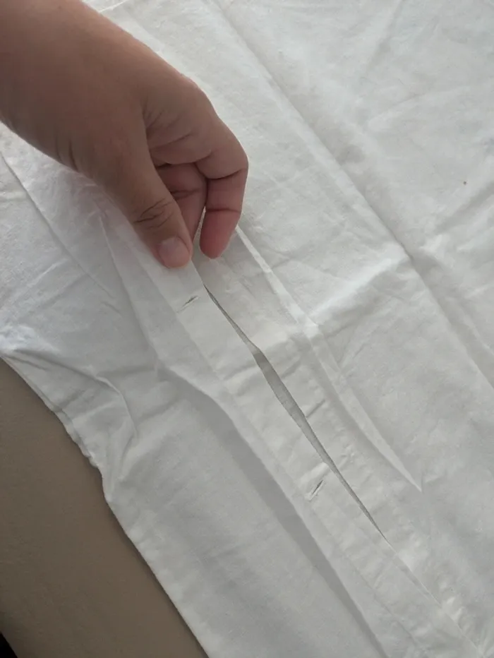 Linge de lit ancien taie d'oreiller en demi lune pour berceau brodé escargot - photo numéro 8