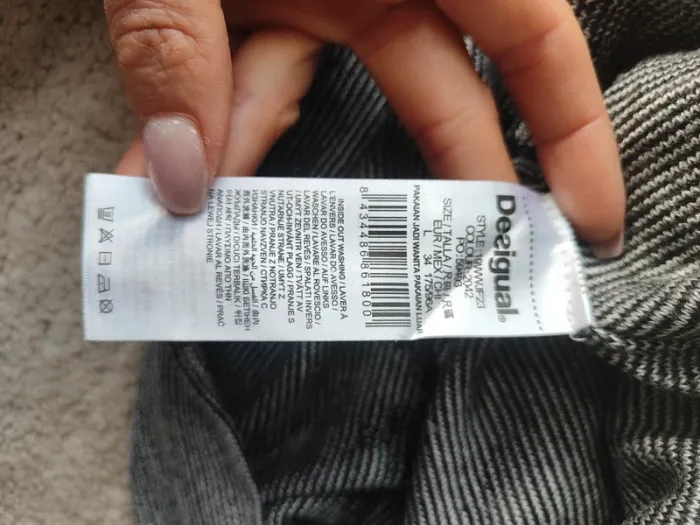 Magnifique pull léger gris/noir Desigual - photo numéro 7