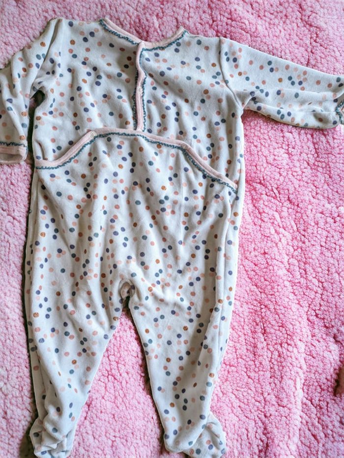 Pyjama 6 mois - photo numéro 2
