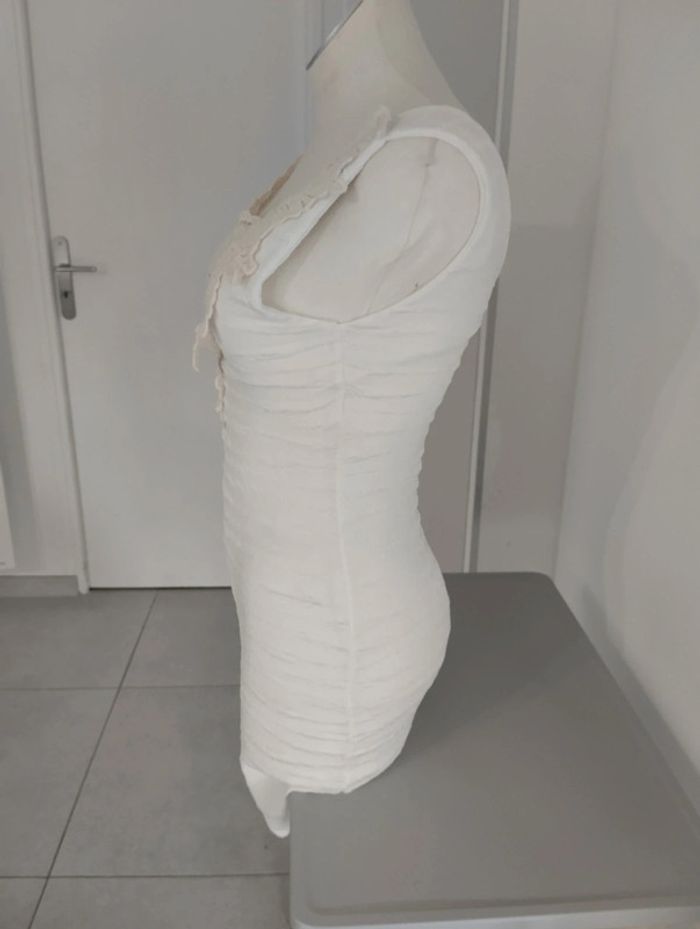 Robe moulante - photo numéro 2