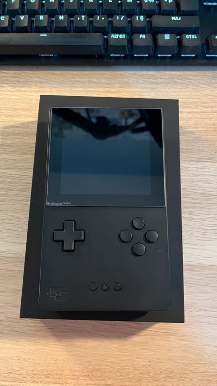 Analogue pocket noir - photo numéro 14