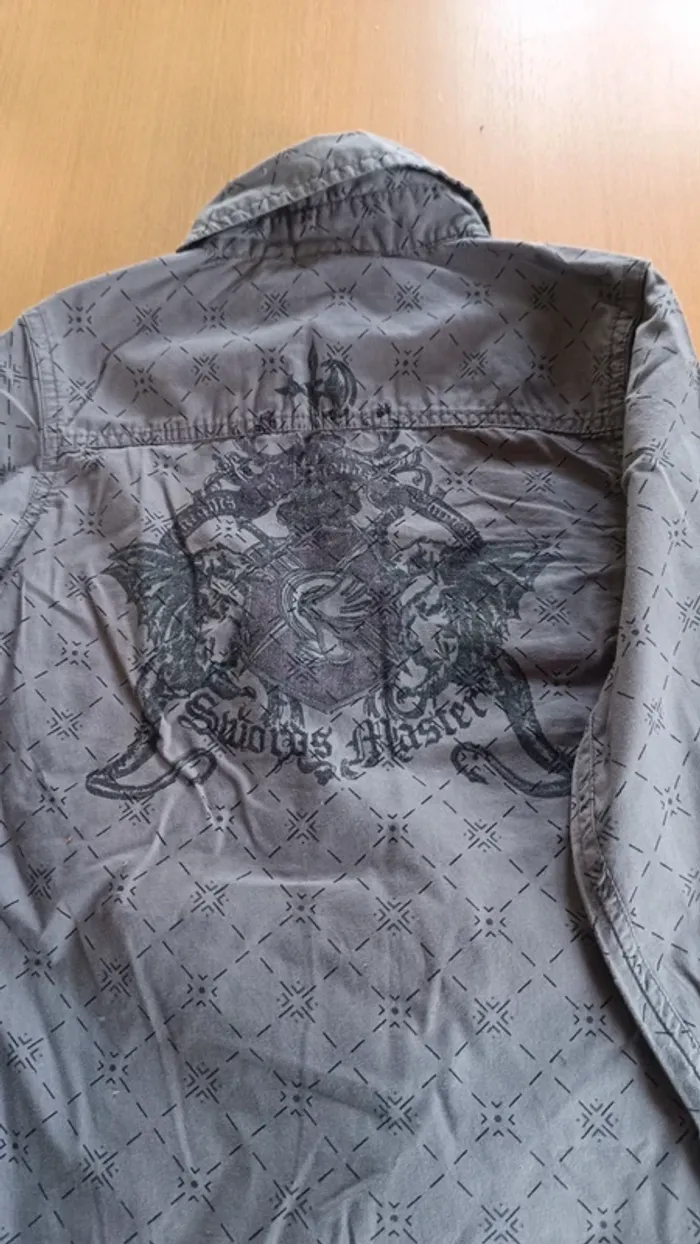Chemise grise - photo numéro 7