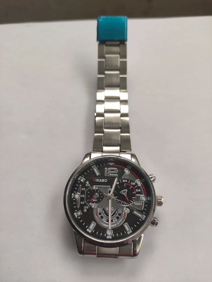 Montre à quartz - photo numéro 4