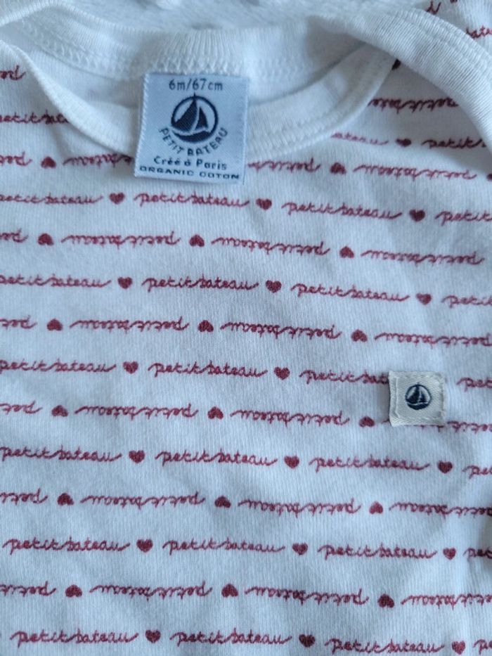 Body Petit Bateau 6 mois collection Cœur Neuf (juste lavé)