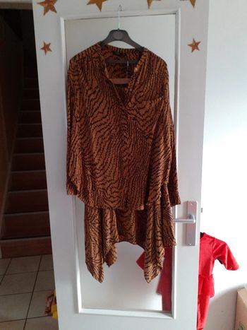 Ensemble jupe chemisier taille 42