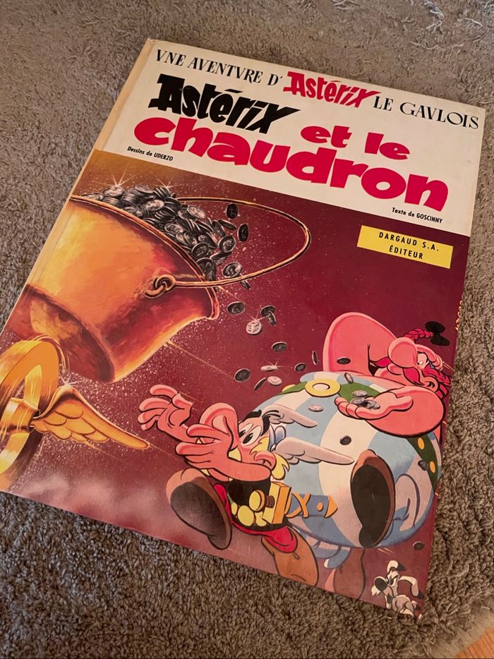 BD - Astérix et le chaudron