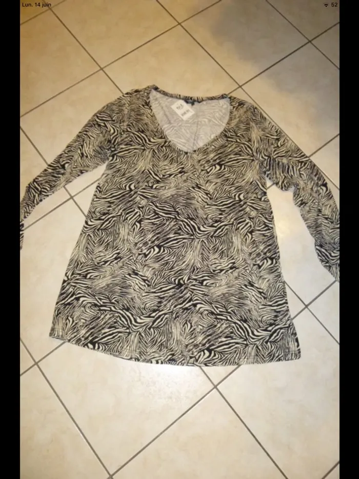 superbe robe tunique noir/blanc Msmode taille dispo L, XL,XXL et 3 XL - photo numéro 2