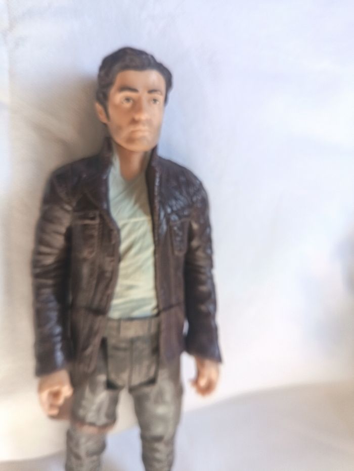 Figurine 30cm star wars capitaine Poe Dameron - photo numéro 2