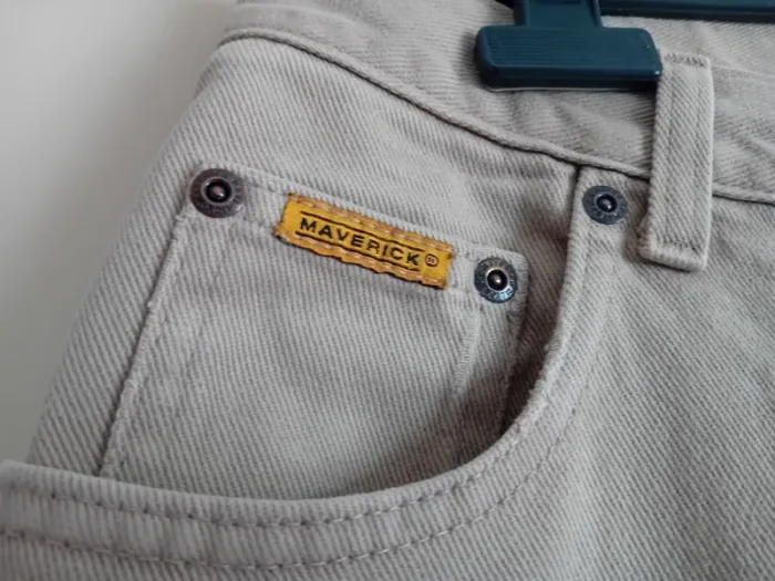 Jean à  boutons beige Maverick T44 - photo numéro 3