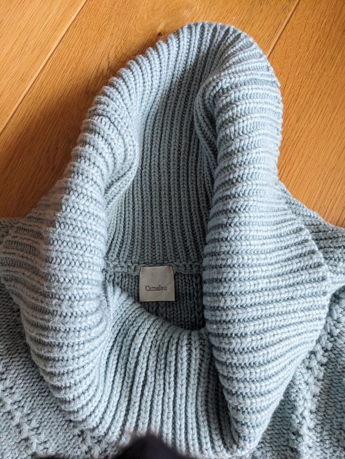 Gros pull avec col bleu clair camaïeux taille M - photo numéro 2