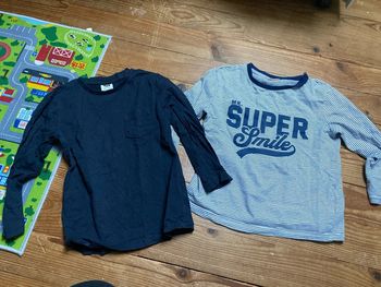 Lot de deux tee shirt 6 ans tape à l’œil