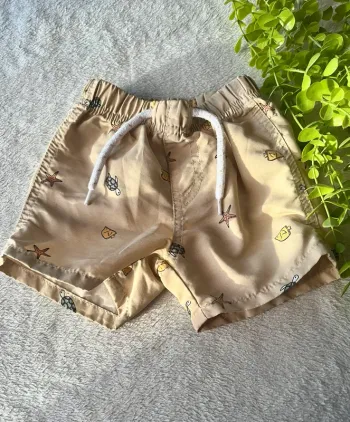 Très beau short pour petit garçon