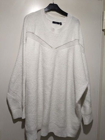 Pull long à grosses mailles Kiabi blanc. Taille 54/56