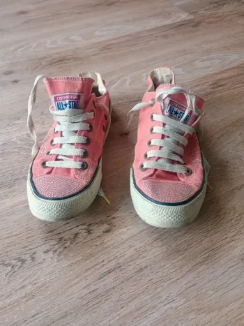 Vends Baskets Converse All Star Pailletées