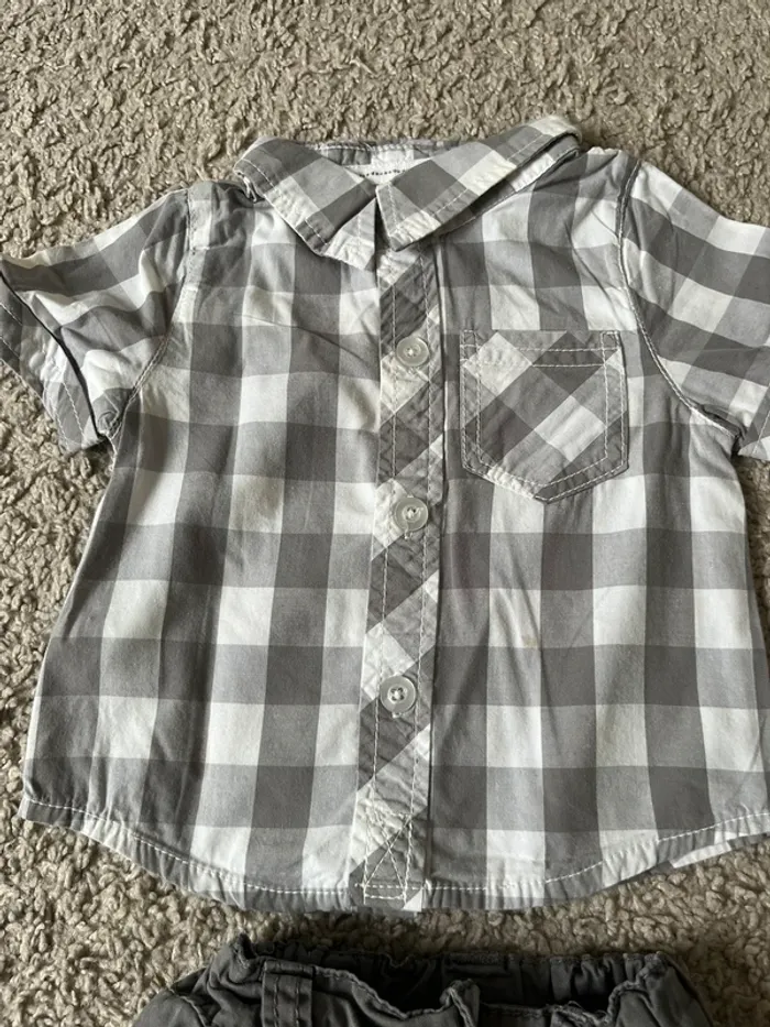 Pantalon et chemise manche courte - photo numéro 3