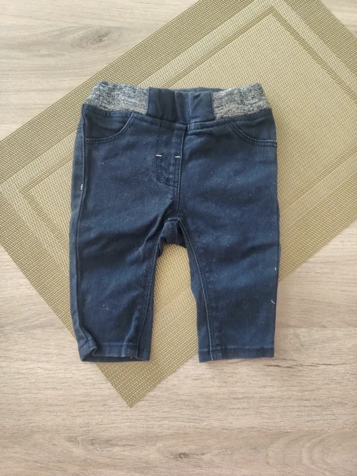 Lots pantalon 3 mois - photo numéro 4