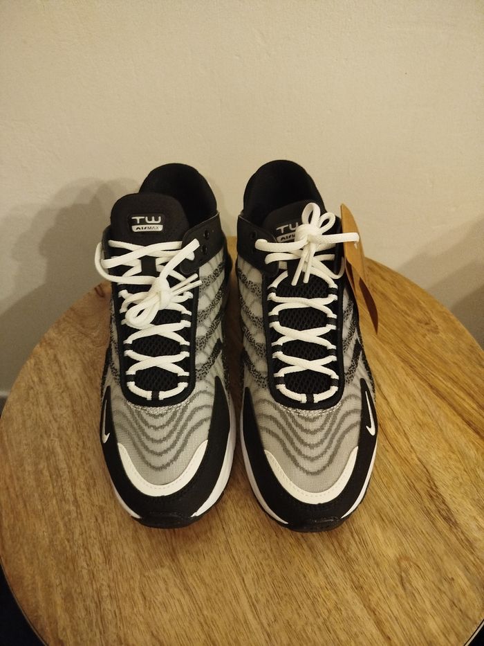 Baskets Nike T 40 - photo numéro 5