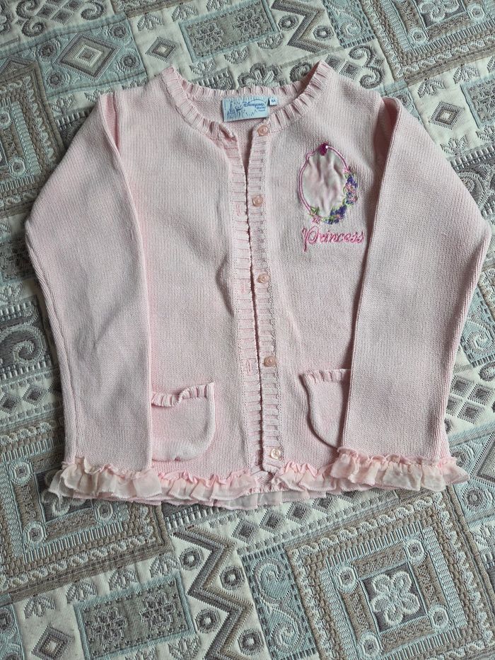 Lot vêtements fille 6 ans - photo numéro 2