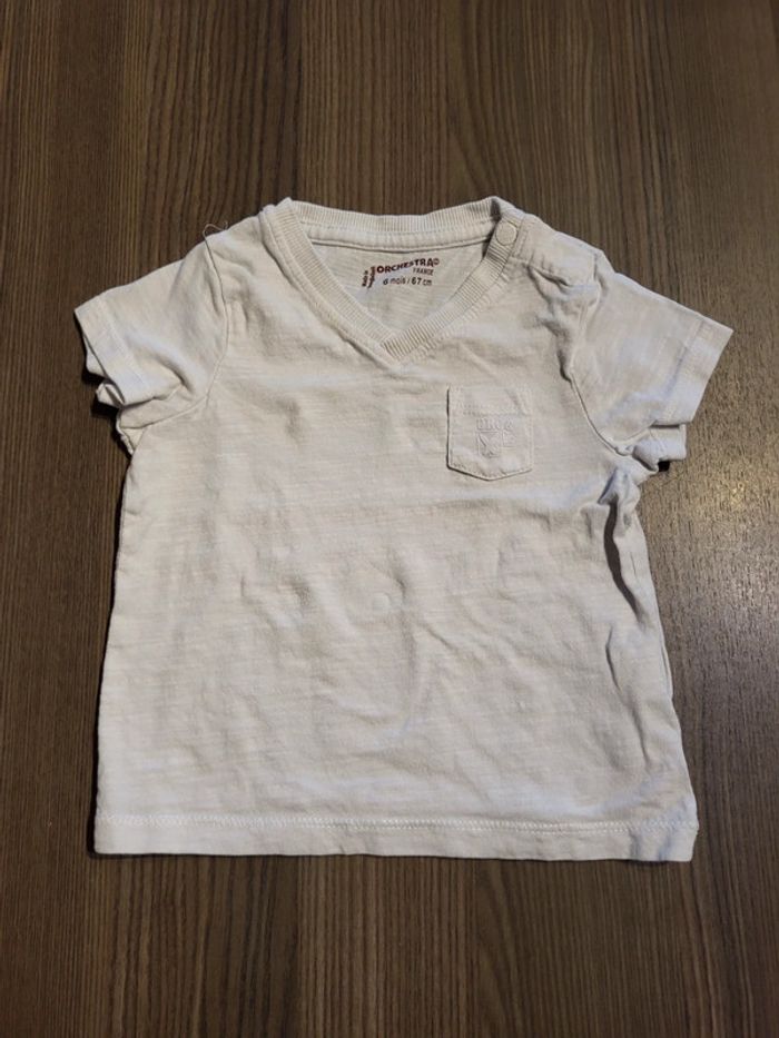 T-shirt taille 6 mois (67 cm)