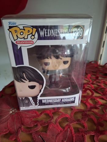 Pop mercredi addams