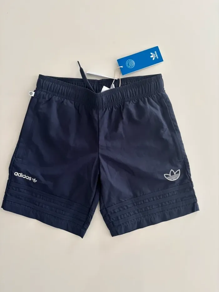 Short adidas neuf - photo numéro 4