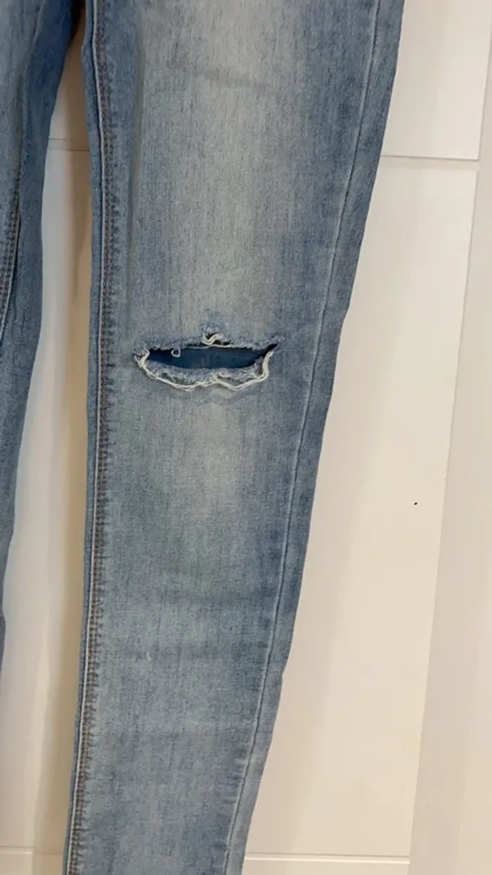 Jeans pull and bear - photo numéro 2