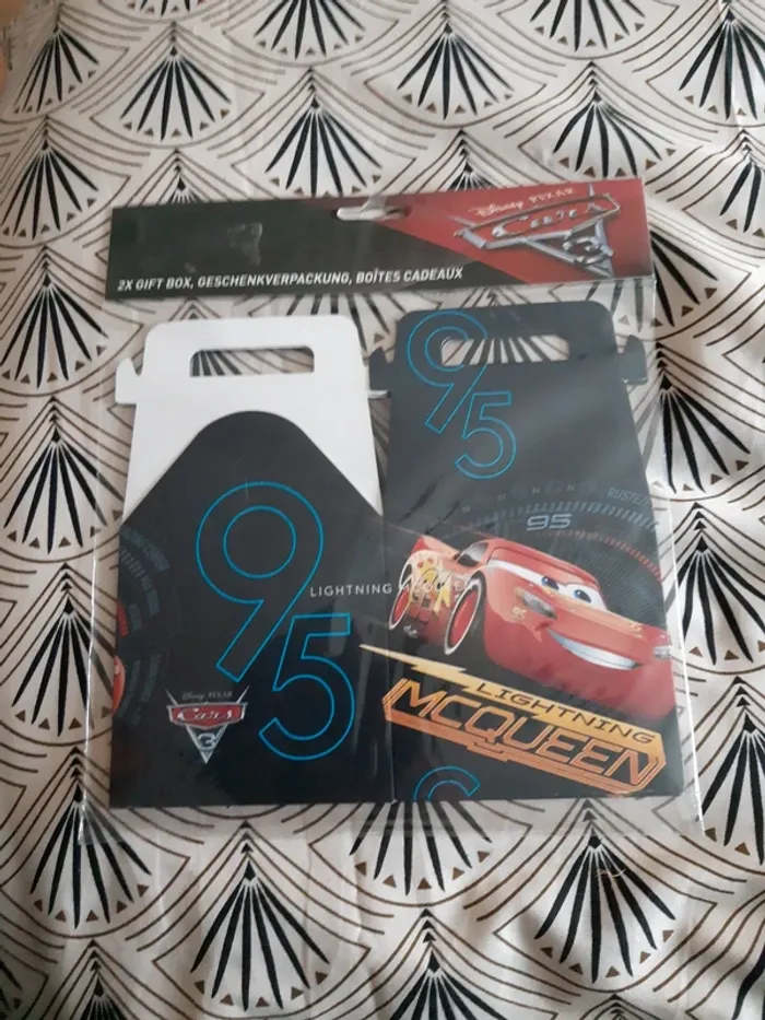 Boîte cadeau - photo numéro 2