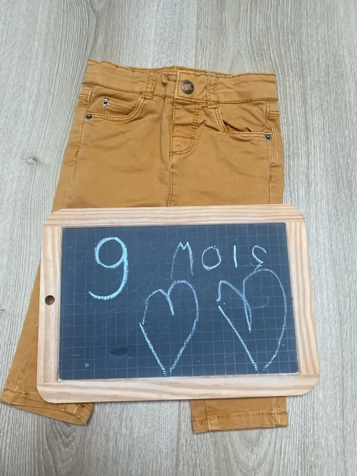 Pantalon moutarde orchestra