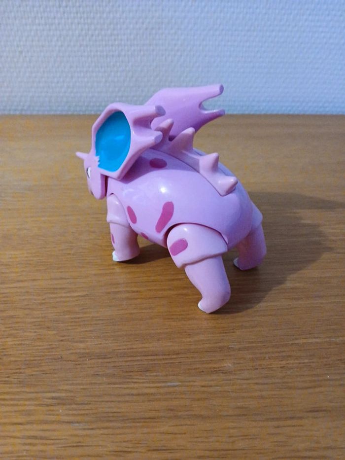 Pokemon nidoqueen - photo numéro 4