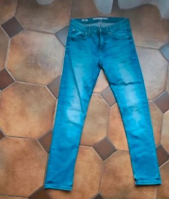 Jean clockhouse slim taille 28 /32 tbe